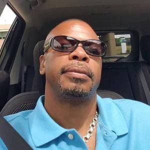 Meet your Posher, Victor